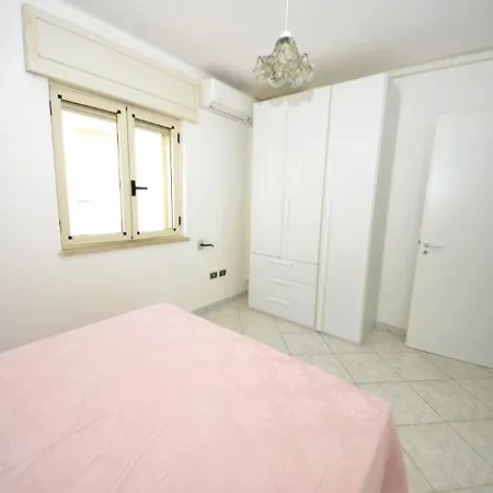 Salento, Spaziosa Casa Vacanze! * Torre Pali